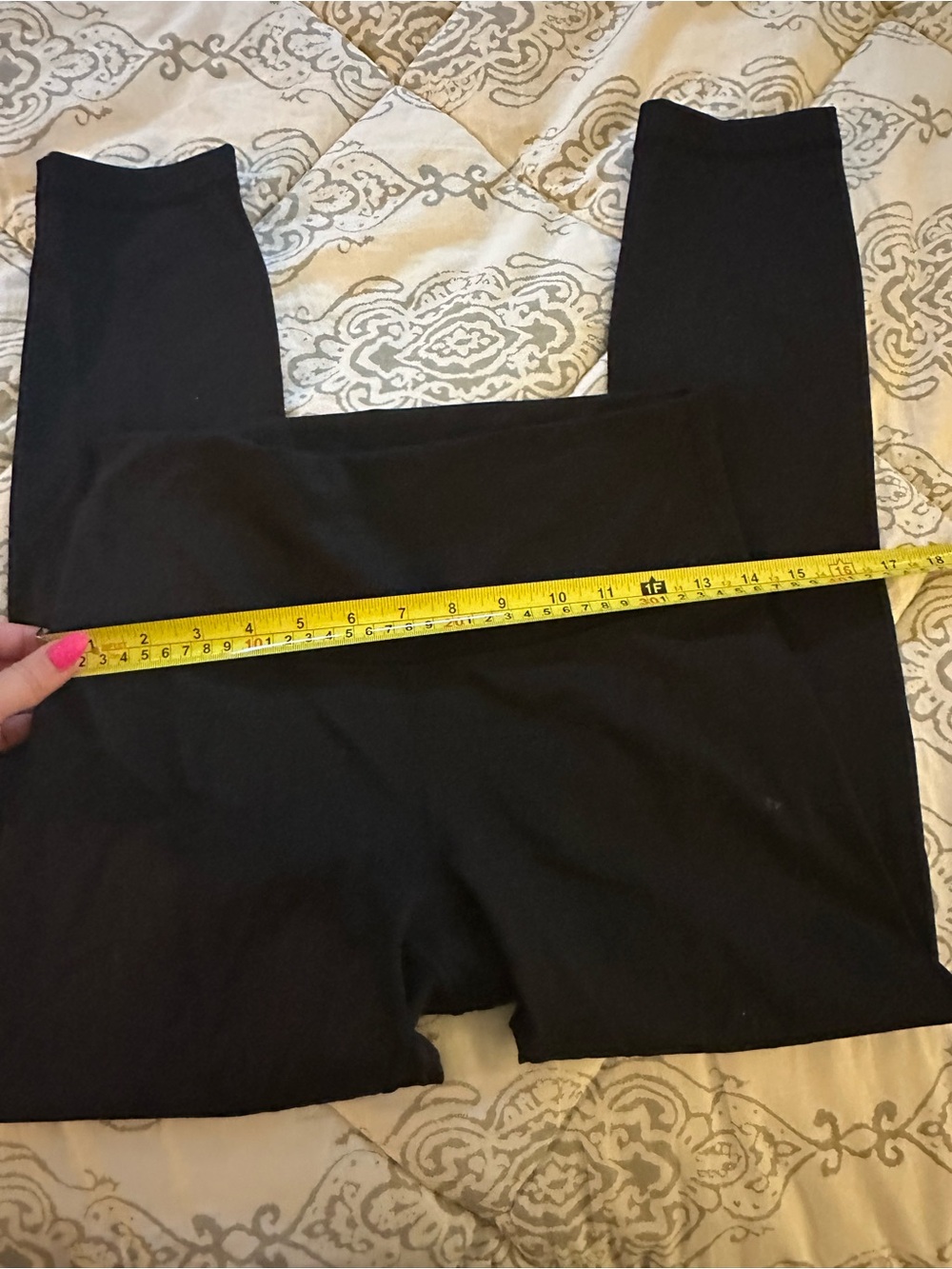 LULULEMON Black Cropped Leggings | Size 8 - Picture 4 of 7